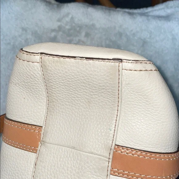 Coach ‘Chelsea’ Turnlock Shoulder Bag - Picture 9 of 17